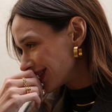 Argollas Verona Waterproof en Oro 18k – 30 mm
