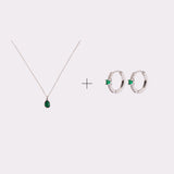 COLLAR RUE GREEN + ARGOLLAS GALE GREEN BAÑO DE ORO BLANCO
