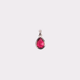 DIJE RUE MAGENTA BAÑO DE ORO BLANCO