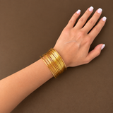 Pulsera Esclava Vivienne Waterproof Baño de Oro 18k
