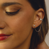 EAR CUFF GLEAM BAÑO DE ORO BLANCO
