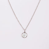 DIJE CLEO NÁCAR + COLLAR BAÑO DE ORO BLANCO