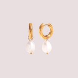 Argollas 18 mm Perla Natural Waterproof en Baño de Oro 18k