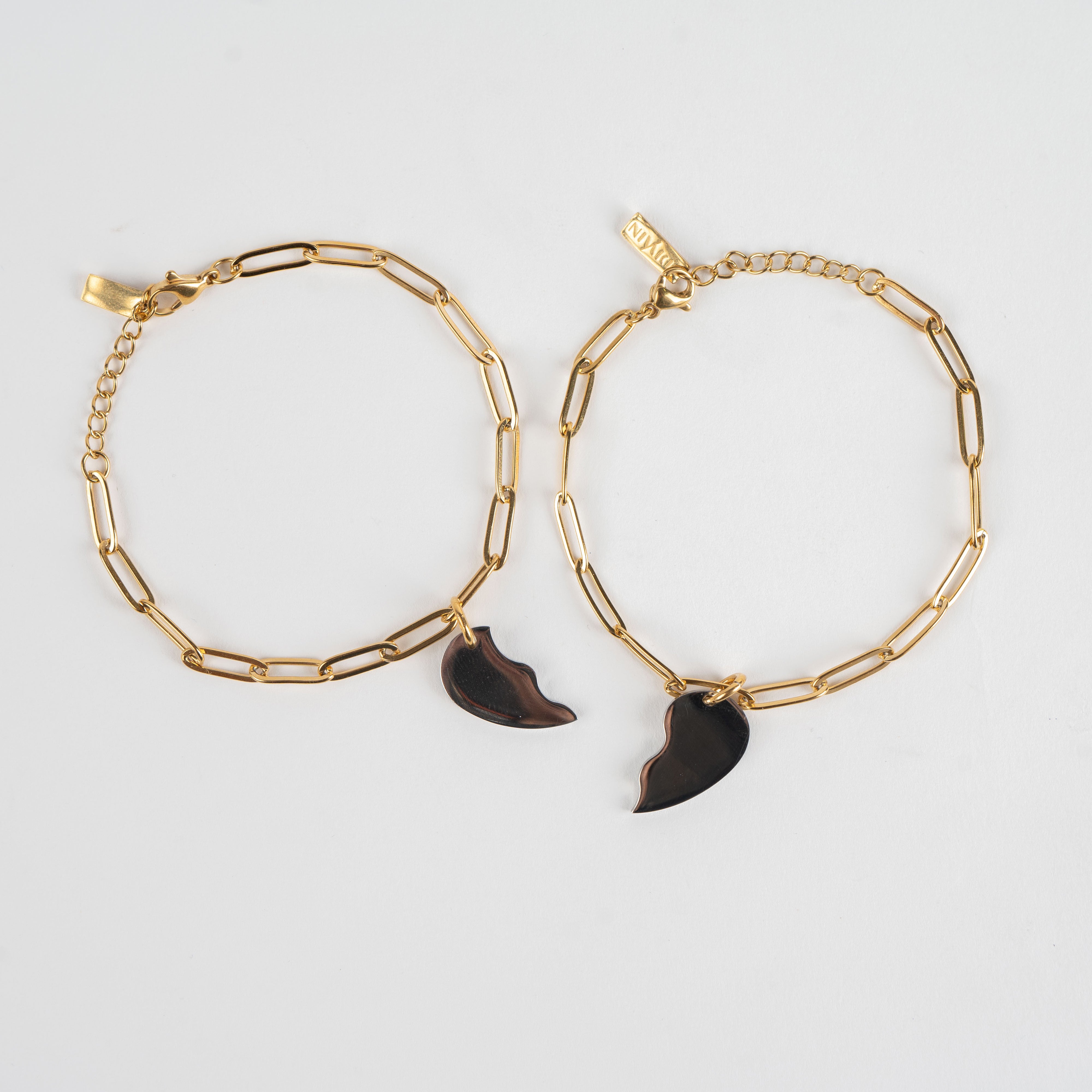 Charm/Dije Half Heart Waterproof en Oro 18k